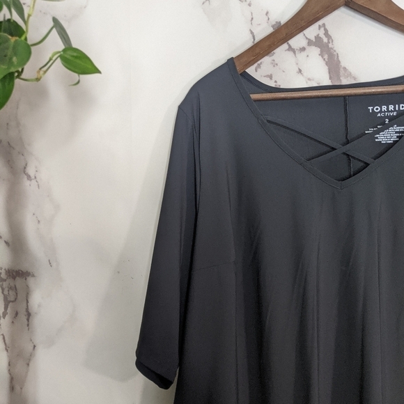 Torrid Whicking Tech Active Tee - Picture 6 of 12